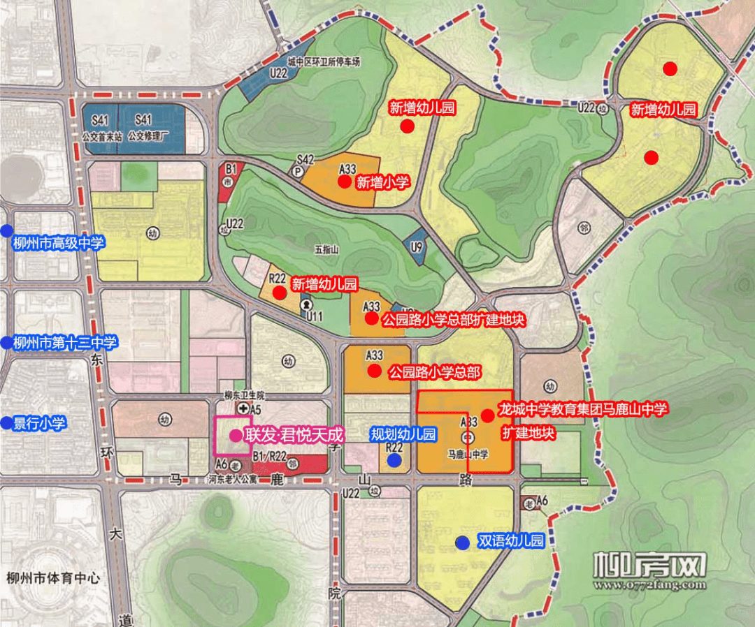 规划显示,将扩大龙城中学教育集团马鹿山中学用地规模,扩建公园路小学
