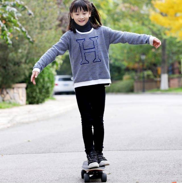 女儿|原创生孩最美六对明星:谢霆锋张柏芝秒杀王菲章子怡
