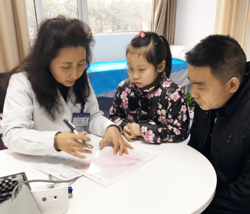 残疾|落下终身残疾！这件事已国家明令禁止，很多家长却还在坑害孩子！少年16万自断双腿