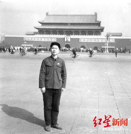 卷上|考场外备着洗脸水那些年“前浪”们经历的高考：语文卷上飙英文