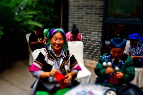金阳有多少人口_金阳客车站图片