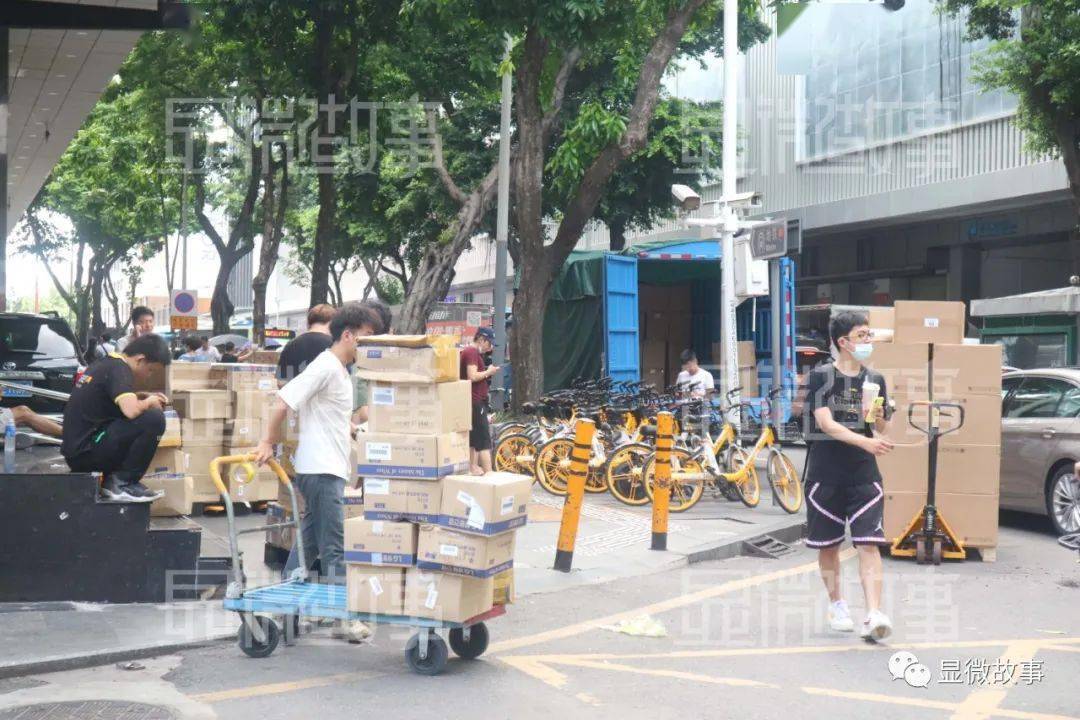 “美妆圣地”华强北：供货全国网红，没100万别