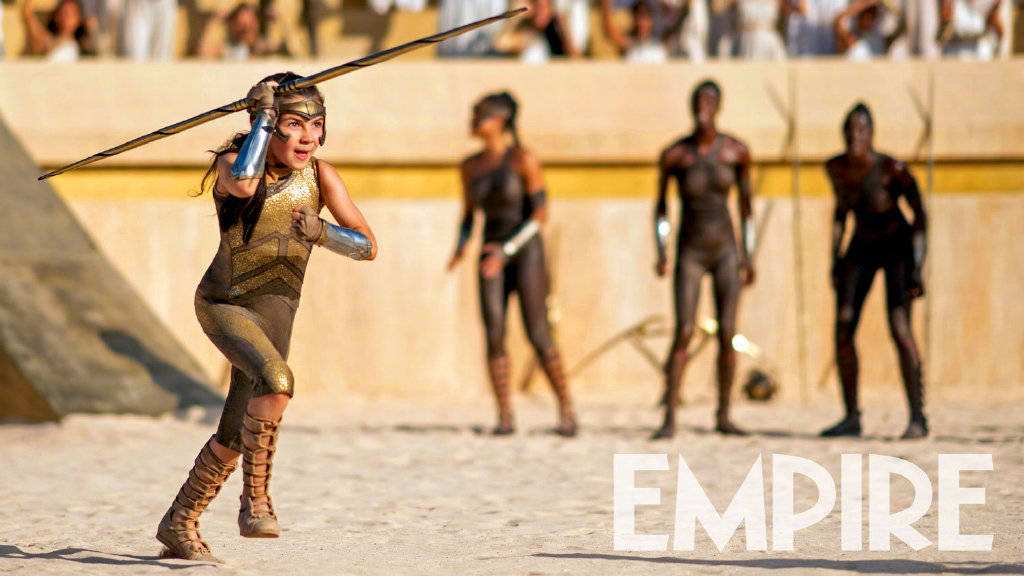 女侠2|《神奇女侠2》曝光新剧照，年幼戴安娜亮相