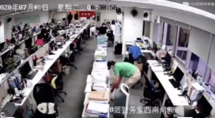俞渝|警方通报，李国庆被拘留！凌晨带人撬当当保险柜，电钻都用上了！最新回应来了！