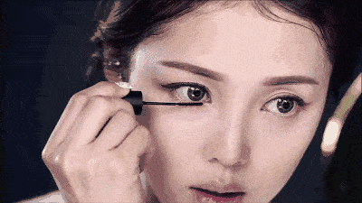 图片|杨幂被吓到睫毛飞掉？还好虚惊一场