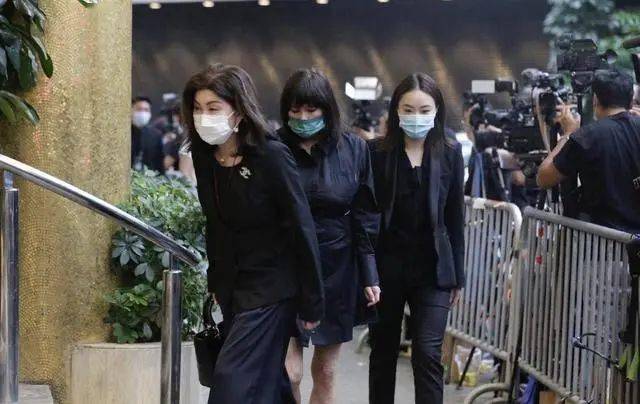 一路走好！众艺人公祭澳门赌王，TVB大姐大回忆