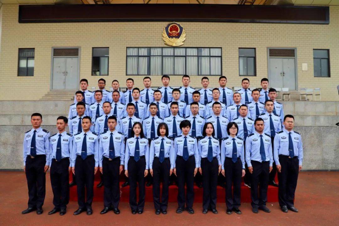 警校毕业照展示第九期:云南司法警官职业学院