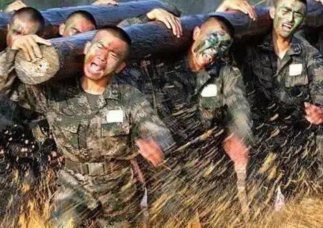那些热血,悲壮,感人的瞬间 尽是你的身影 中国军人 长安汽车为致敬
