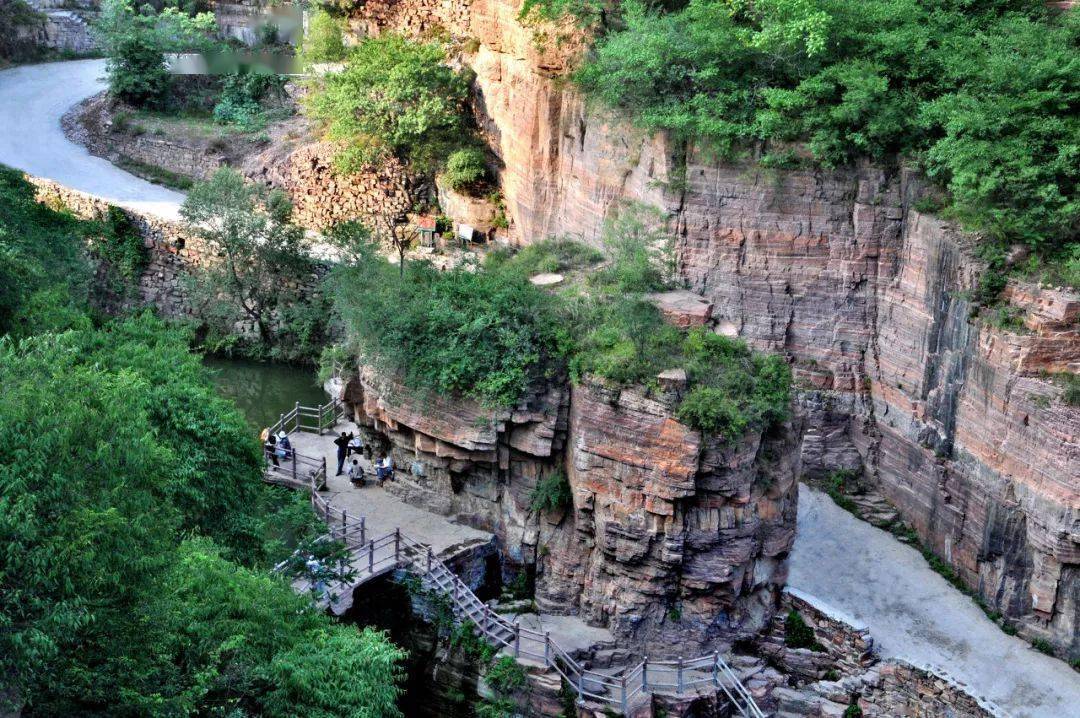 畅游郭亮村,免费赠送南太行7大景区年卡