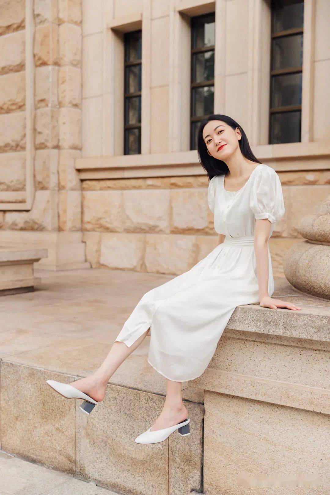 面料|上新|| 想买简约大方不过时的夏装？我精挑细选了这些