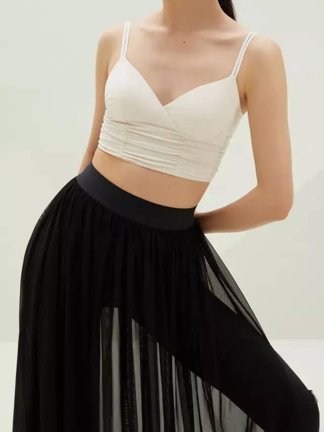 Nude|天津首家 | NEIWAI内外新店启幕 没有一种身材是微不足道的