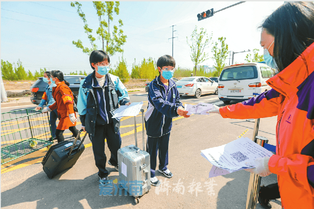 济南|济南约九成高中已加入“寄宿队伍” 新建学校“住宿”是标配