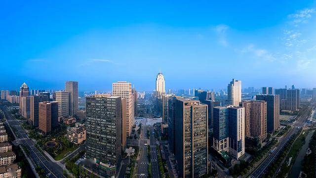楼市半年记:岂一个慌字了得 楼市半年记:岂一个慌字了得