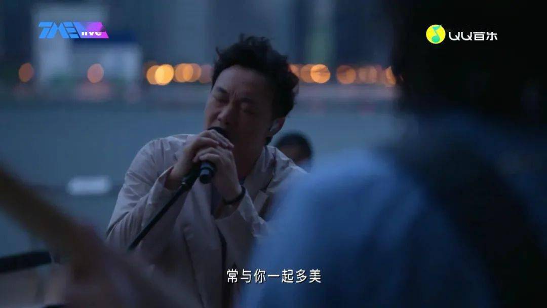 昨天陈奕迅连开两场演唱会你被刷屏了吗
