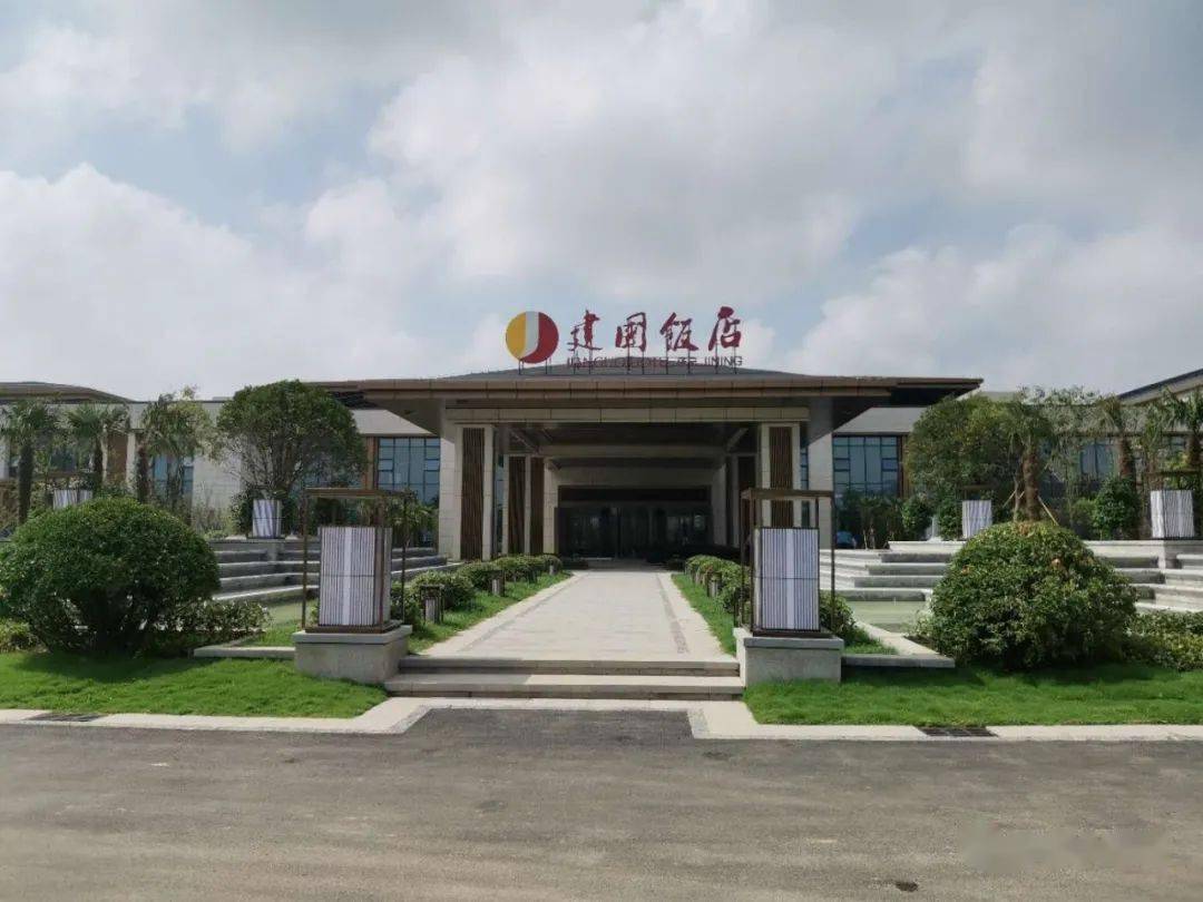 明天!企业行直播第八站 走进建国饭店"就业小哥"直播带"岗"