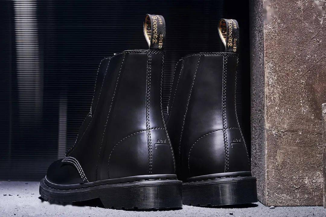 进行|潮事 | 把这个空调穿在身上，应该就没人说“潮人不怕热”了吧？