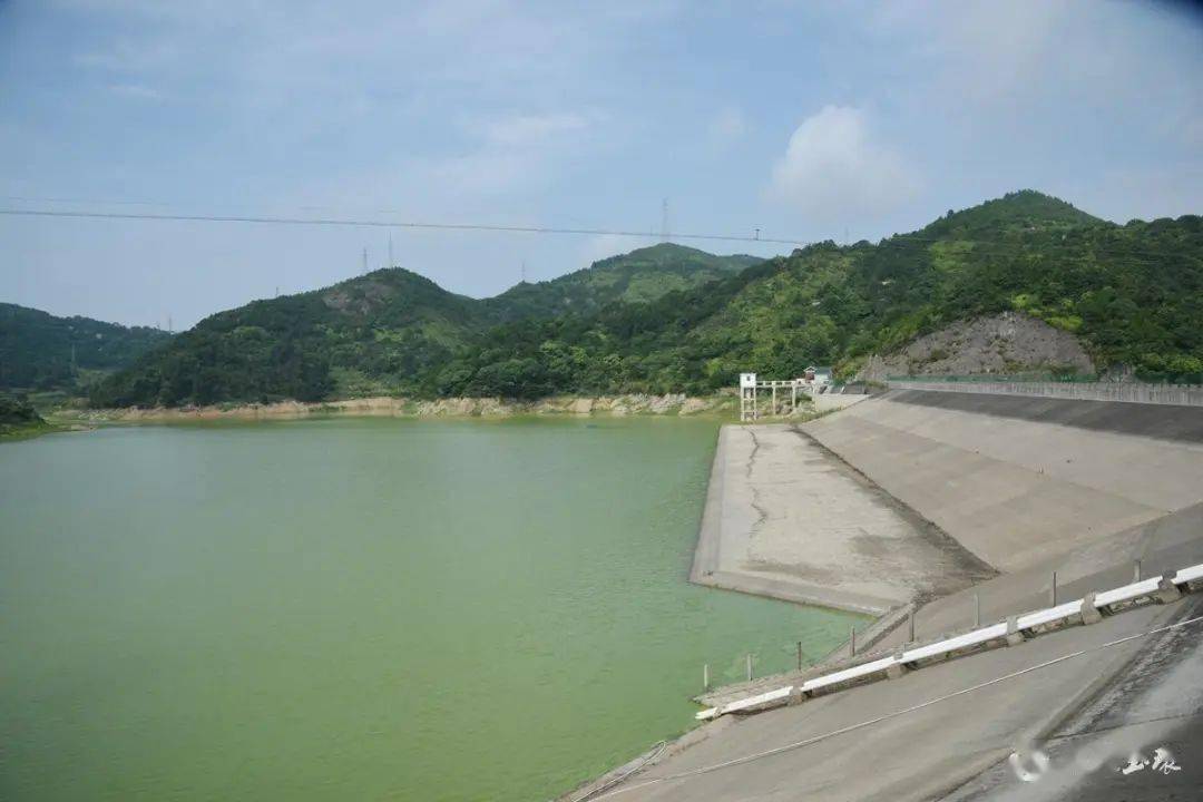 在双庙水库市委常委,常务副市长柯寿建参加督查.