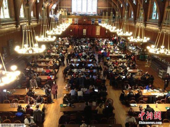 美政府|外媒：美政府同意撤销留学生签证新规 多所大学欢迎