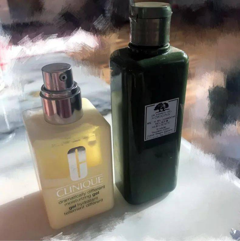 读者|冒痘、泛红、过敏……夏日最需要的保湿舒缓好物都在这一篇! | 读者说