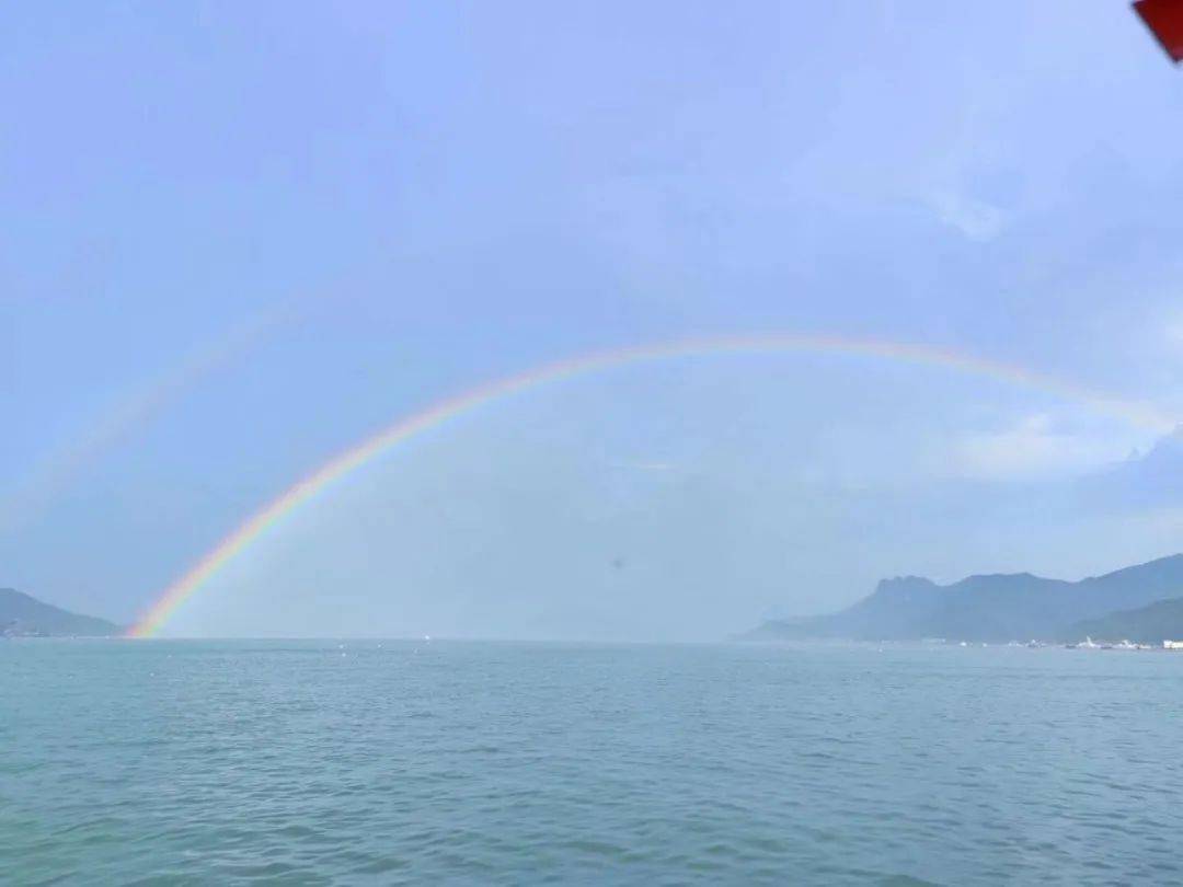 美哭!这个岛的蓝天碧海,彩虹晚霞总能治愈你!