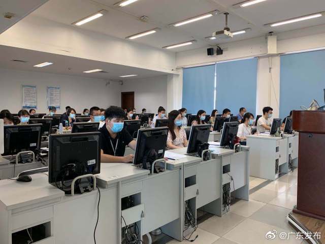 进度|广东省评卷进度超60%，成绩和录取分数线25日公布