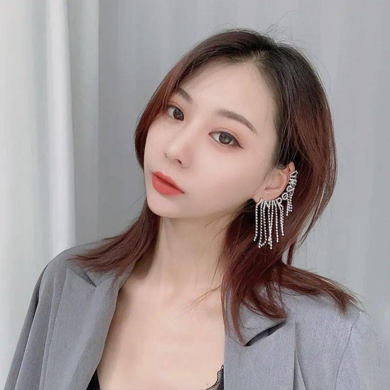 耳环|人狠话不多，厚积薄发的她们到底靠什么赢？深扒了舞台造型后大家都沉默了...