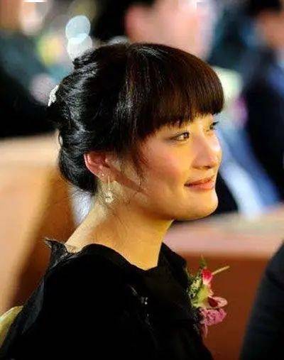辣酱|49岁创业，身家超70亿，“老干妈”陶华碧的传奇人生
