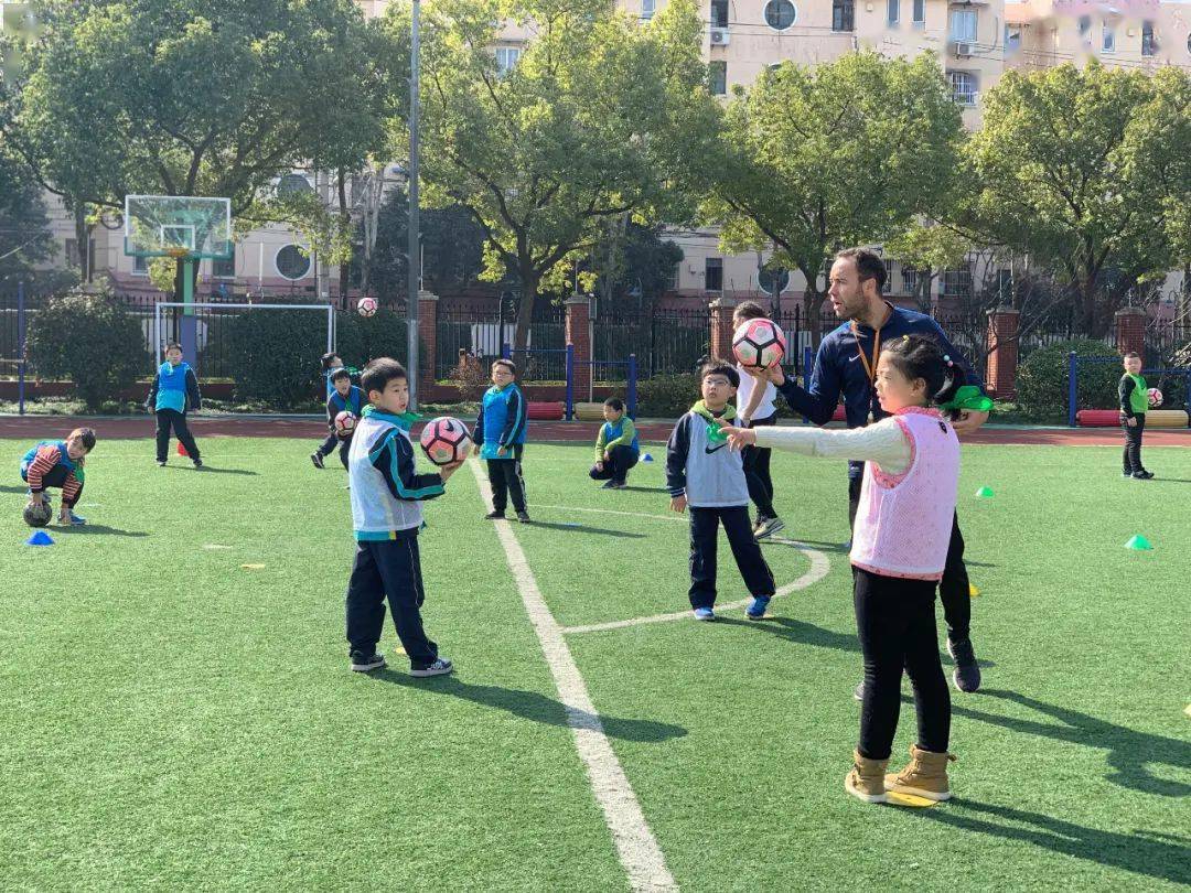 小学三年级体育教案下载_小学三年级数学节余多少钱教案_青岛版小学三年级科学下册教案