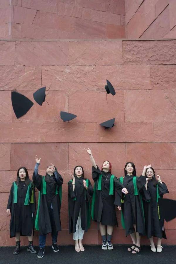 毕业|庚子年·毕业季，最美的青春在这里！快来下载你们的毕业合影