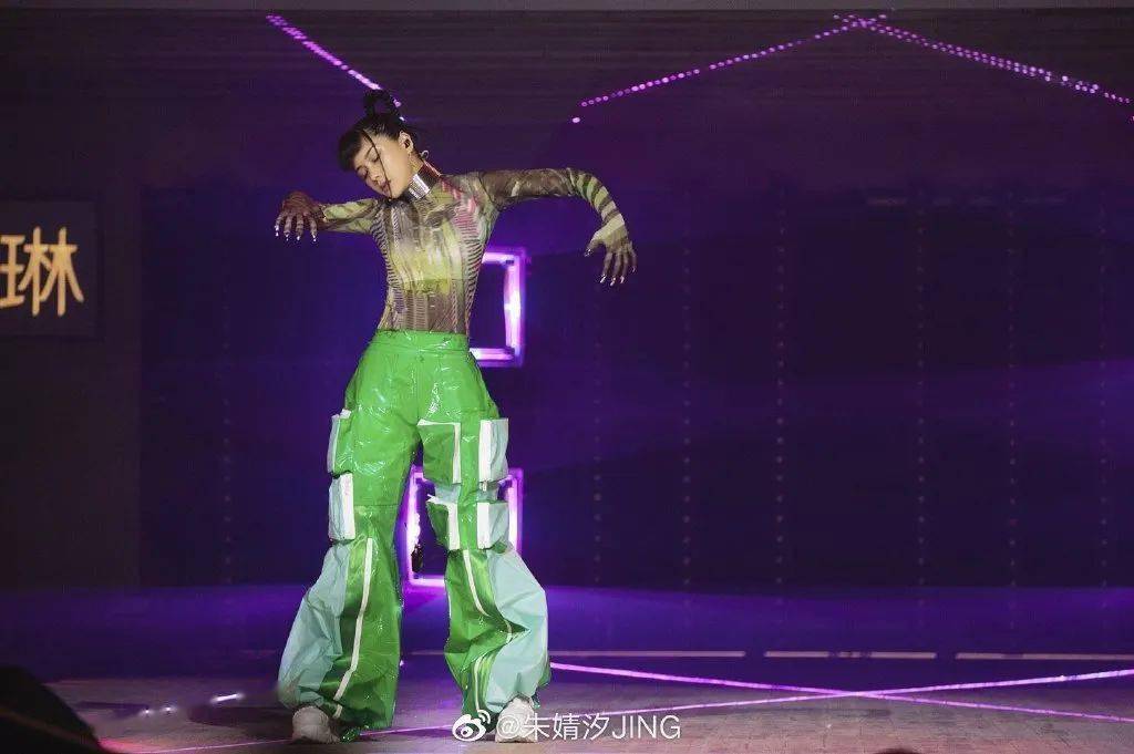 全团|10年霸凌事件再升级！取关另两名队员，一人灭全团的节奏？