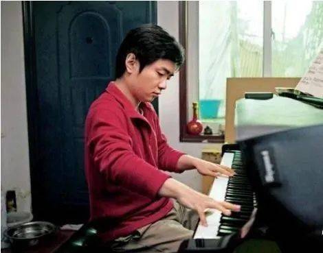 神童|14岁少女1日作诗2000首!幕后推手一张图让人细思极恐:扯下神童的遮羞布,打了谁的脸?