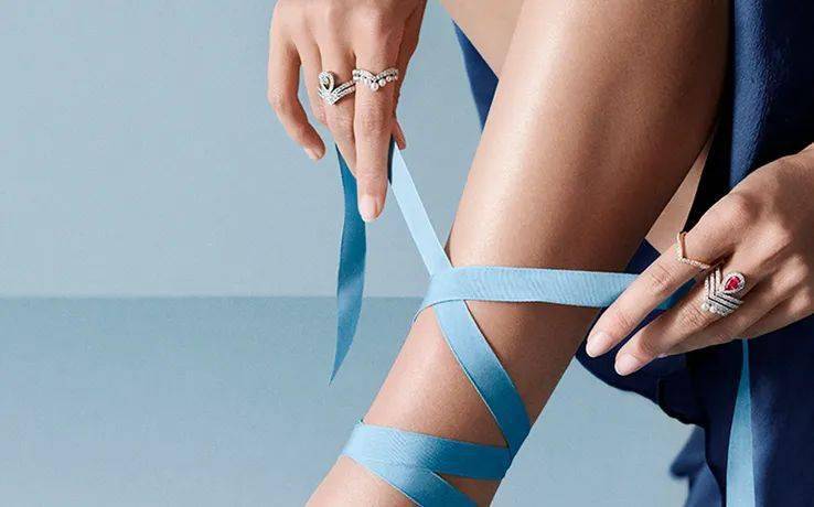 phine|“风雅于型，自在于心”，Chaumet 用珠宝诠释浪漫
