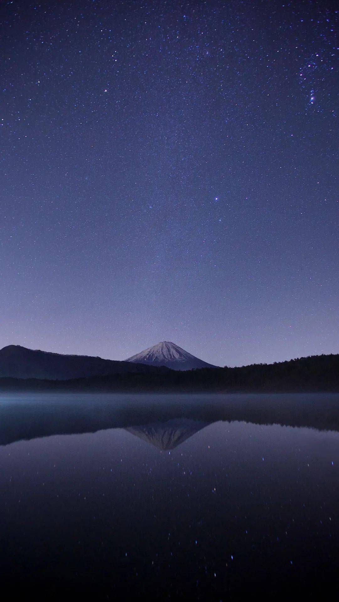唯美星空壁纸 | 孤独的宇航员壁纸