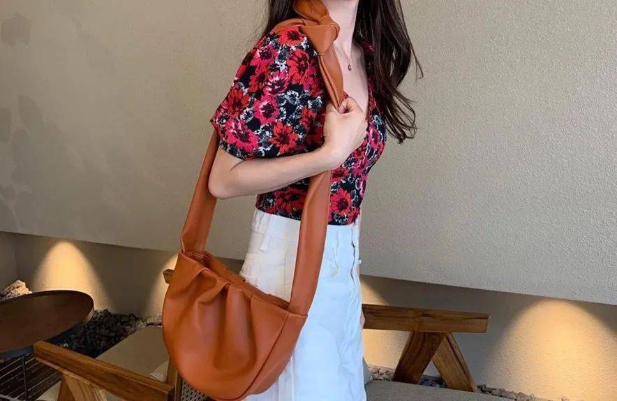 包包|平价好看不吃土!百元get攒足夏日仪式感的时髦包包!