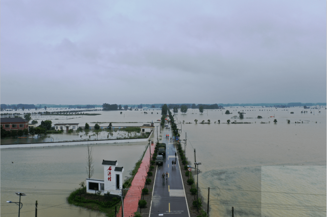 连日来,受强降雨影响, 安徽滁河水位快速增长, 全椒县古河镇多个乡村