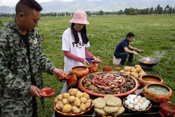 种养殖|高原彝乡：“飞鸡”孵出“致富蛋”