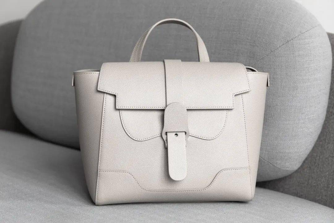 包包|小众包试背 | 通勤包该怎么选?我推荐这只