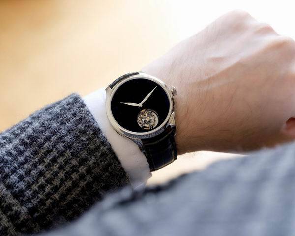 颜色|这些腕表的颜色不仅炫，而且“戏很多”