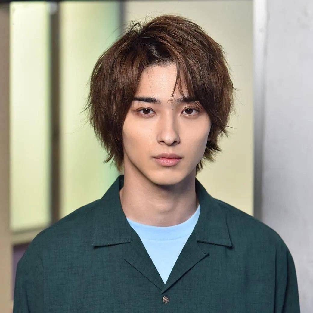 狼狗|没想到NARS首个男模特，会是这样的小狼狗~