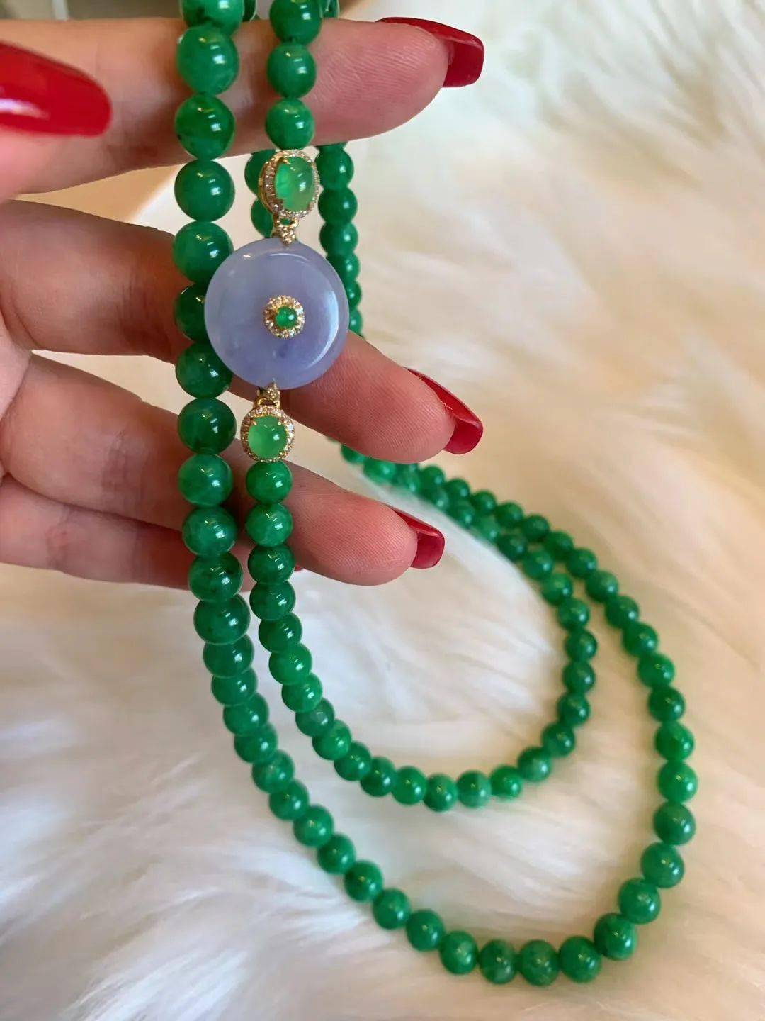 突破|黄金涨至1870美元上方 可能突破2000美元大关