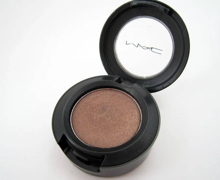 欧尼|摸了金秀贤腹肌的她，连化妆台都被曝光了！