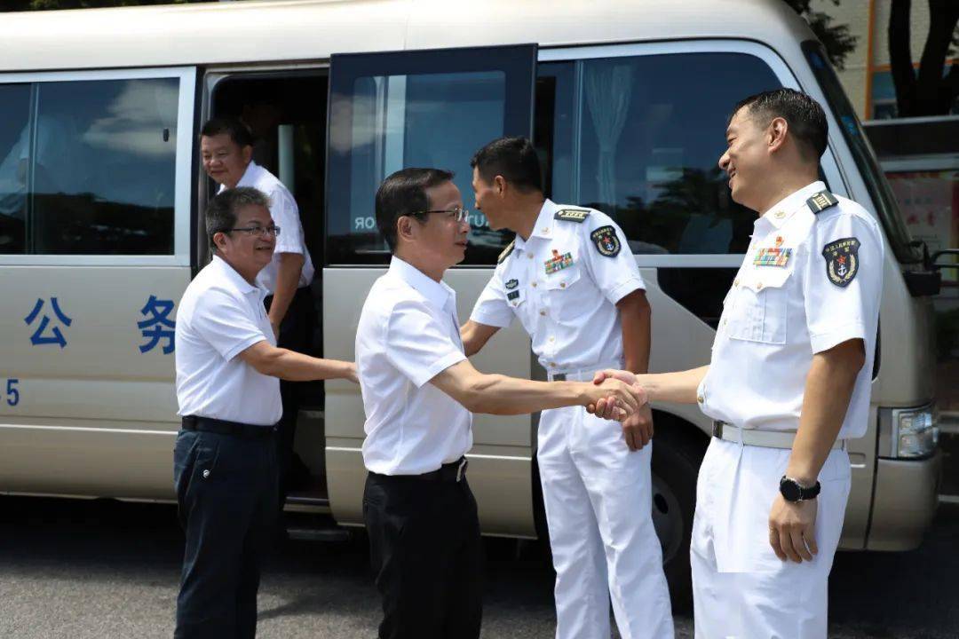 八一前夕虎门慰问团与部队官兵共叙军民鱼水情