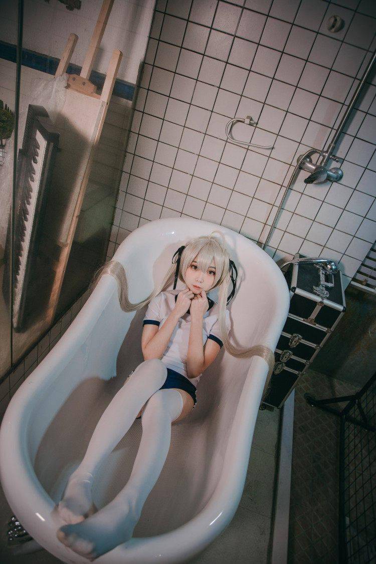 穹妹体操服cosplay
