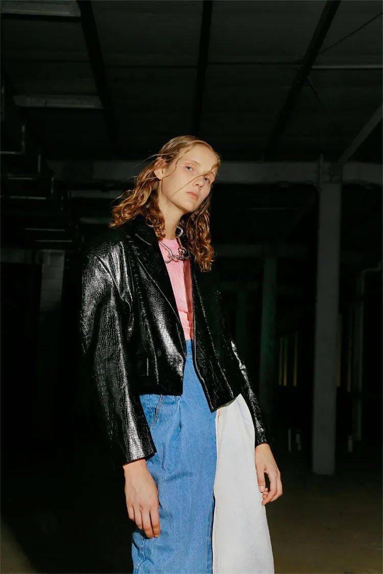 衣柜|“无性别穿搭”正当时,从另一半的衣柜里穿出时髦