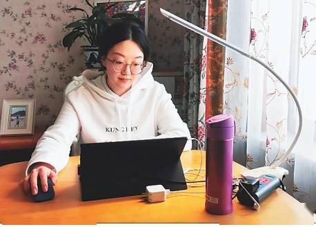 冯律|在“云端”建起更好的课堂 大学教师冯律航为学生打磨线上精品课