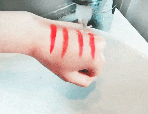 god|“口红一哥”李佳琦1分钟卖断3000支，Oh my god！也太好看了吧！