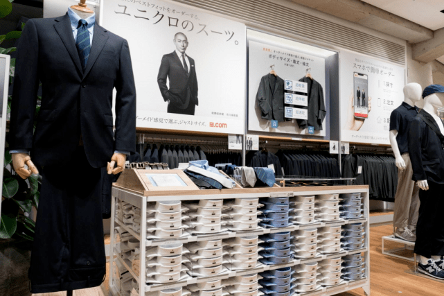 门店|优衣库，2020年上半年，赢了！！！