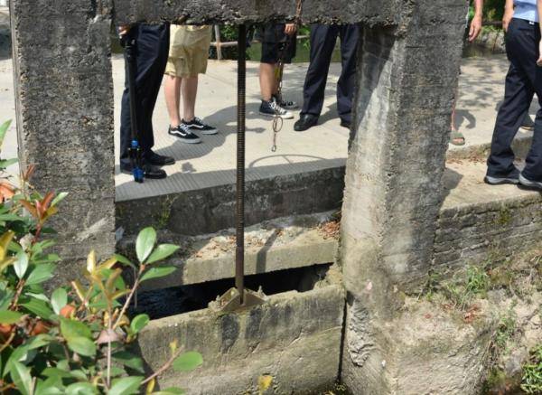 倪德|“你大爷还是你大爷！”90岁大爷下水救人