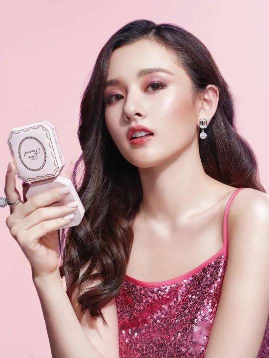 品牌|谁更OK | 大咖新面孔?跨界新玩法?神秘美妆圈的新奇花样又出现了!