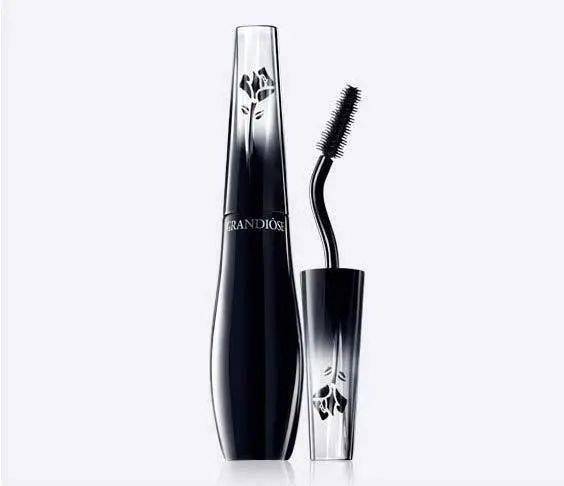 智秀|睫毛又短又稀疏，竟然也能拥有智秀、泰妍都爱的“洋娃娃睫毛”？| 美妆周盘点